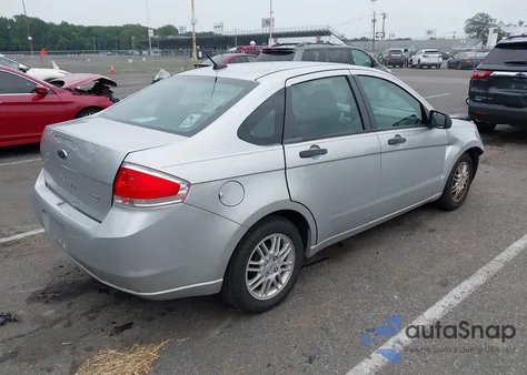 2010 Ford Focus Se z USA, uszkodzony, nr VIN 1FAHP3FN2AW131504